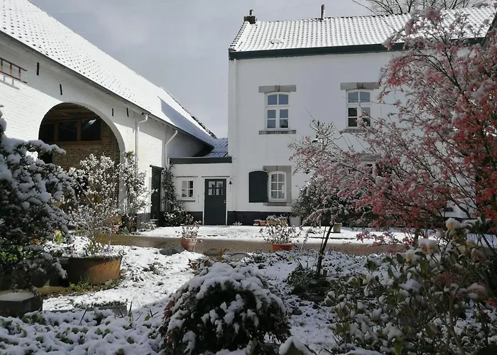 Апартаменты La Vache Contente *