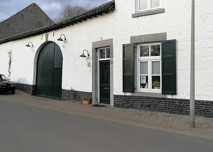 Апартаменты La Vache Contente *